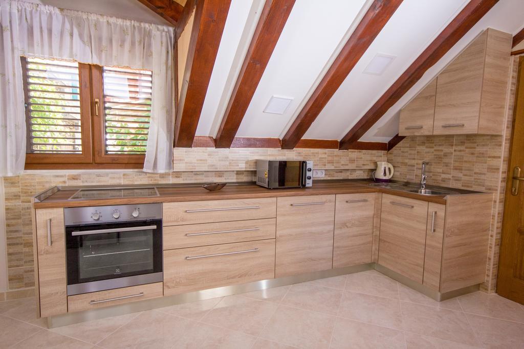Apartment Niko Kastel Stari Kaštela Rum bild